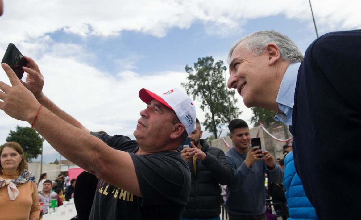 Morales llega de campaña y harán acto provincial en General Acha
