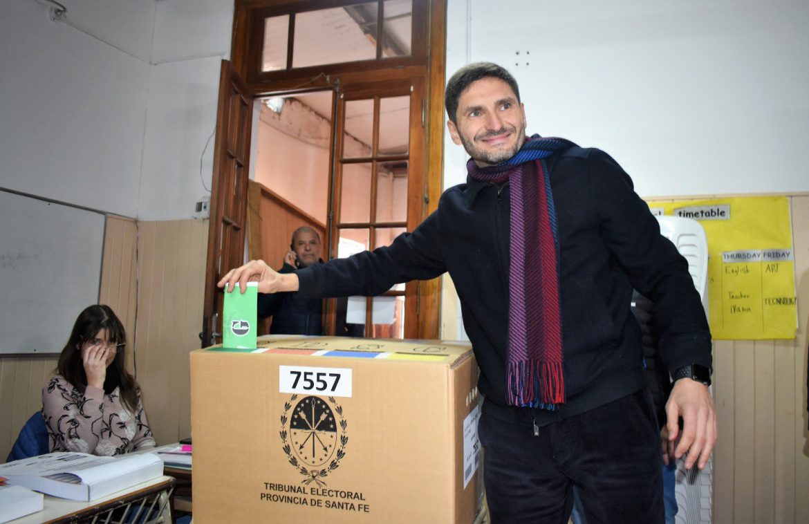 Pullaro arrasó en Santa Fe y aplastó al candidato de Milei que quedó tercero
