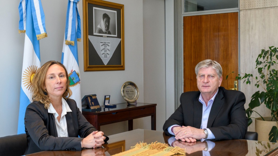 El gobernador firmó el decreto de designación de Verónica Campo en el STJ