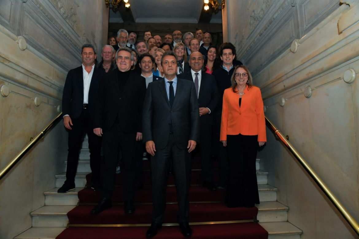 Massa, con Ziliotto y otros gobernadores, pidió el “máximo esfuerzo” en esta campaña