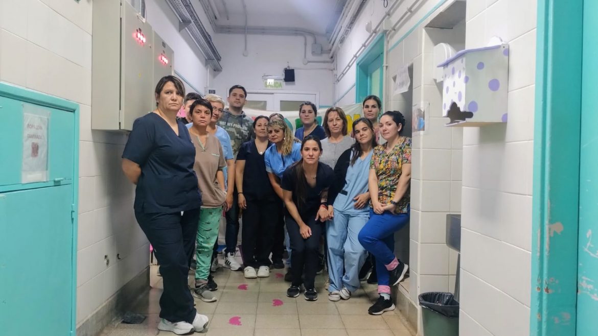 Trabajadores del área de Internación de Pediatría del Molas, de paro