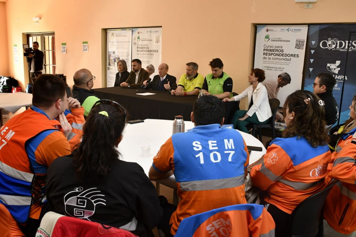 Salud reconoció a instructores e instructoras en RCP