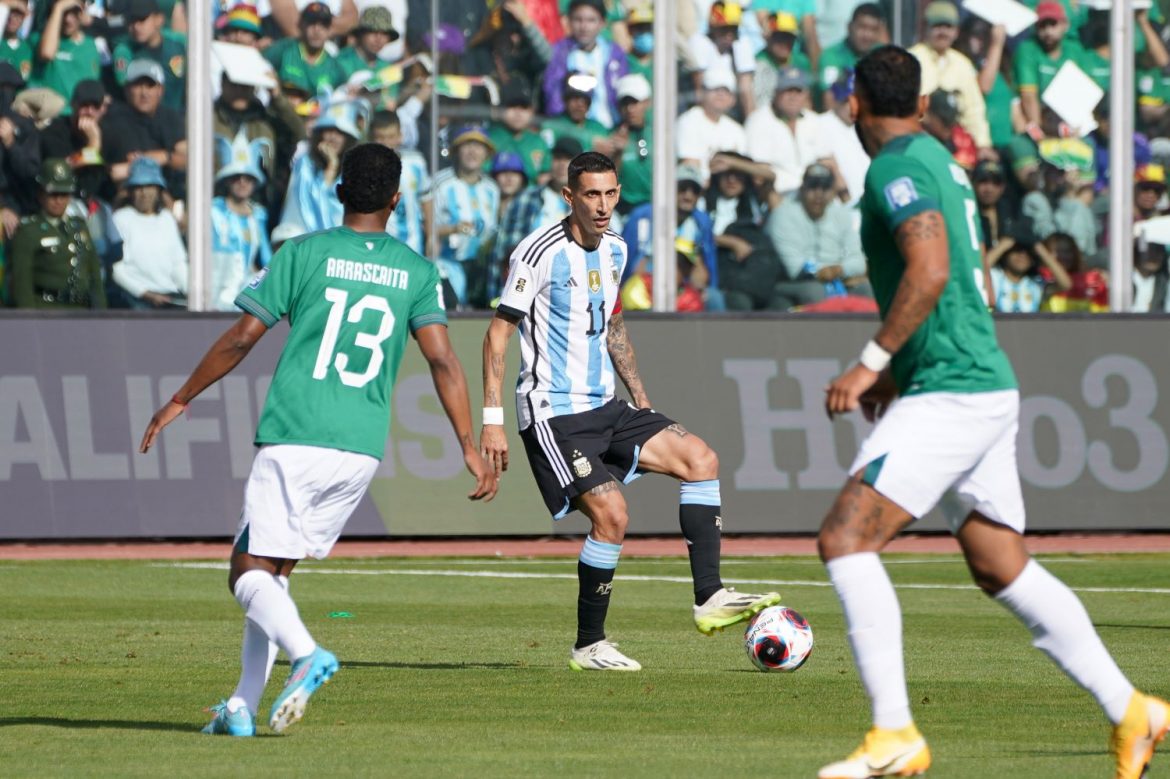 Argentina se hizo fuerte en la altura de La Paz y goleó a Bolivia