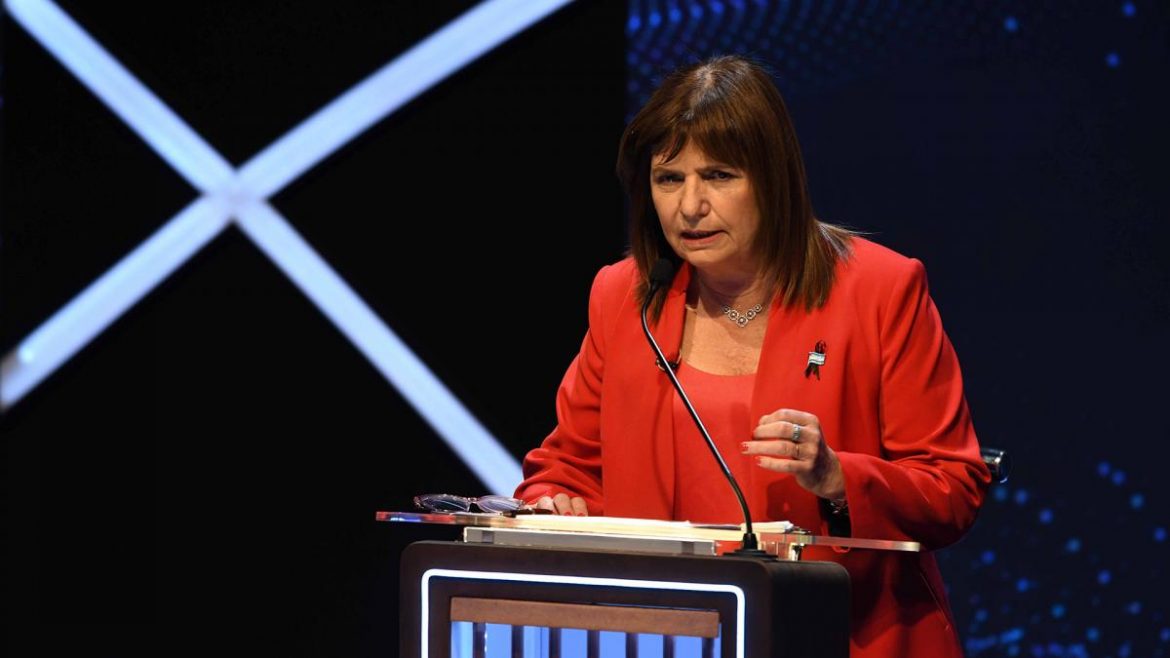 Bullrich dijo que “ojalá explote” el país antes del balotaje y fue repudiada