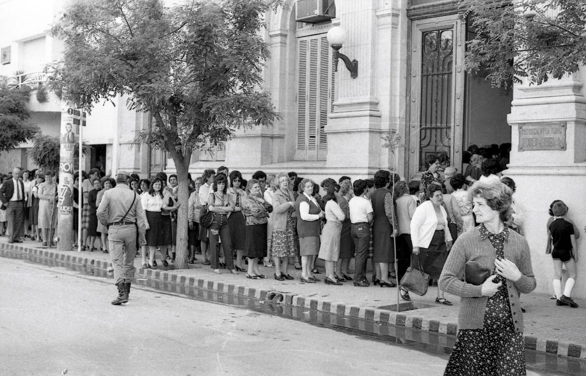 40 años de democracia: cómo fueron las elecciones del 30 de octubre en La Pampa