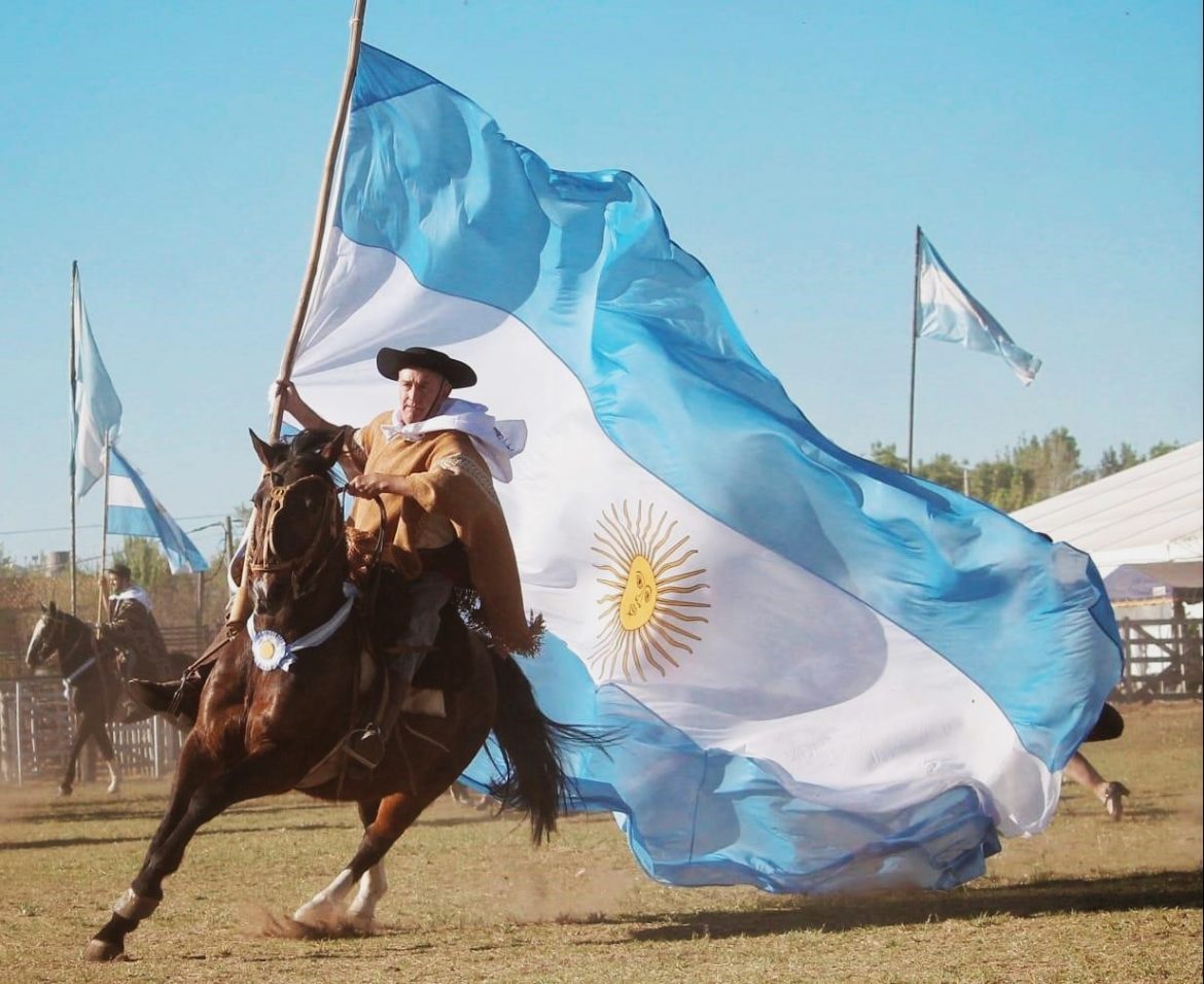 La fiesta del campo en la ciudad: arrancó la Expo Rural de Santa Rosa