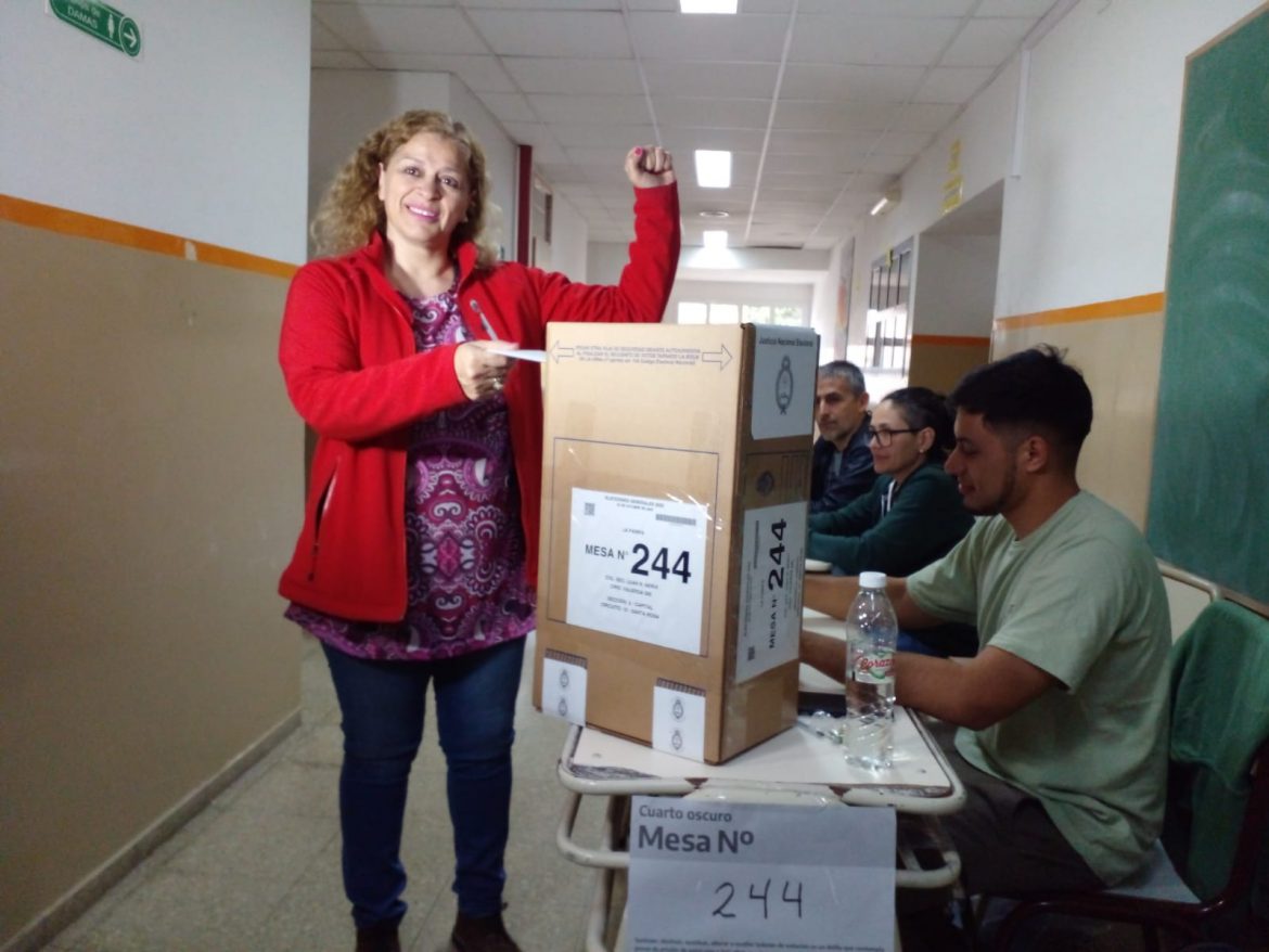 Votó Lupardo: “Los que venimos a votar no tenemos miedo”