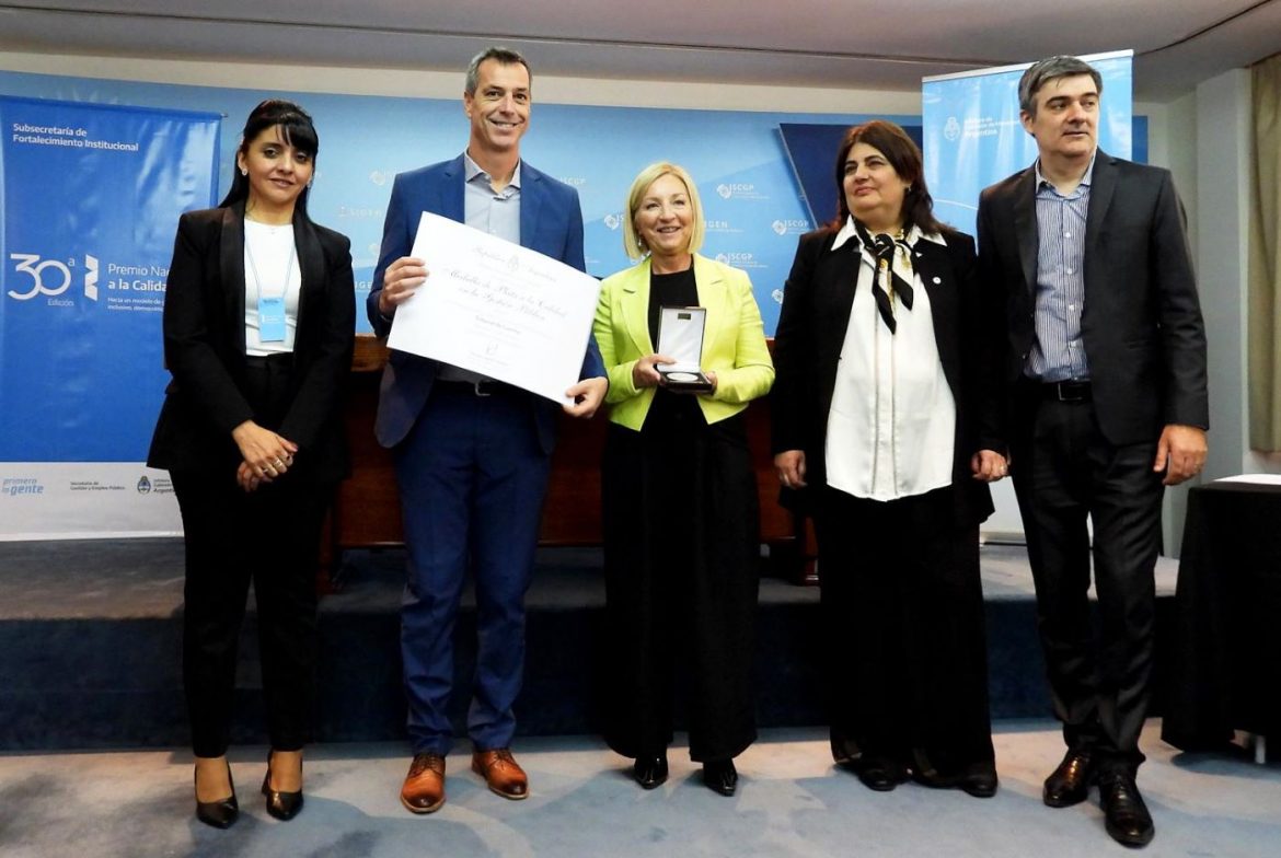 El TdeC recibió premio nacional: “Muestra el reconocimiento del compromiso de todo el equipo”