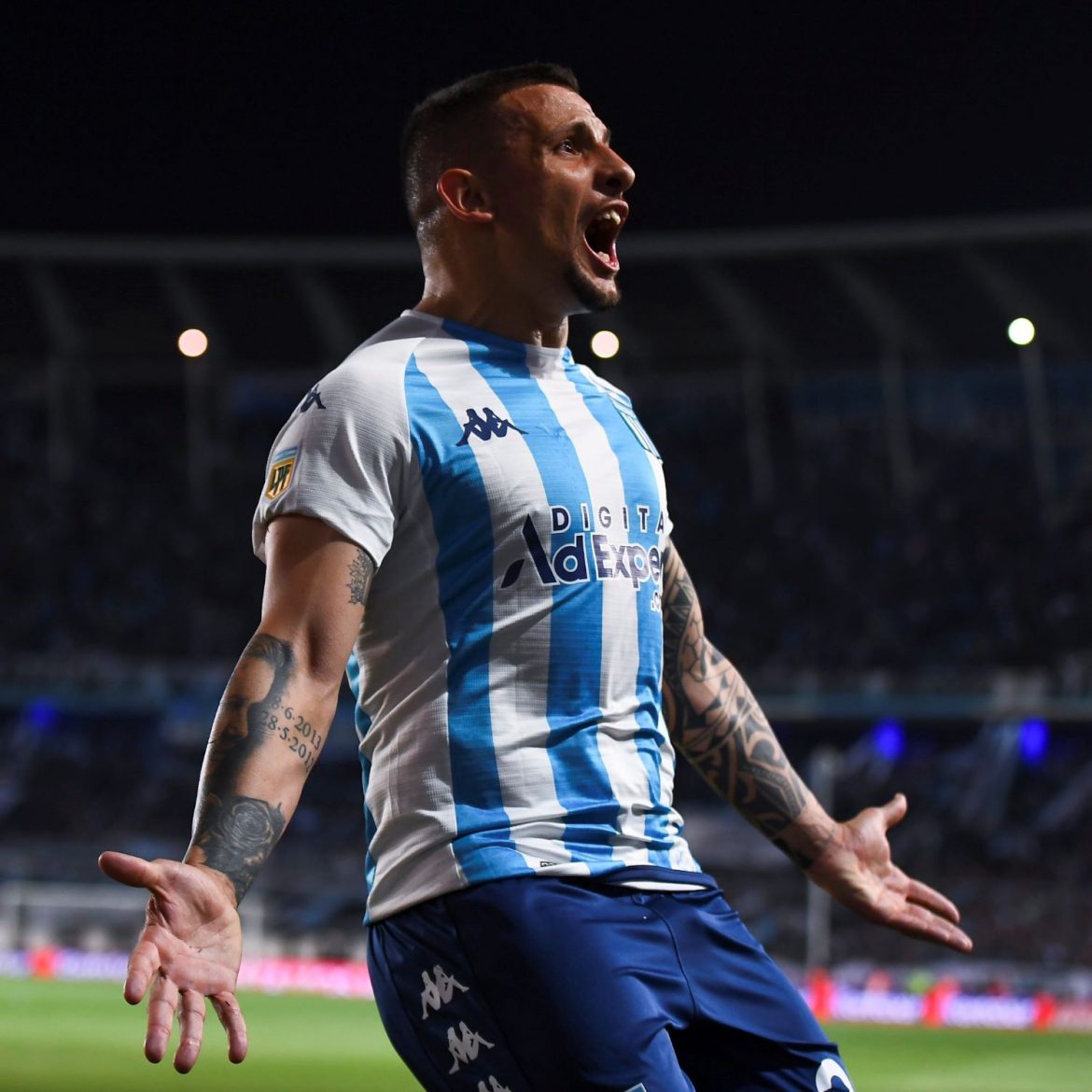 En tiempo de descuento, Racing le ganó a Boca