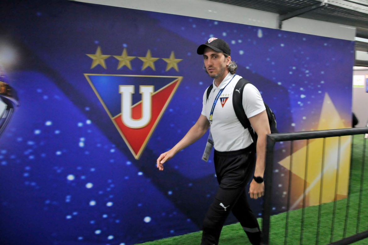 El DT pampeano Luis Zubeldía se consagró campeón de la Sudamericana