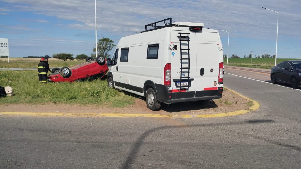 Otro choque y vuelco en el Cruce de Anguil