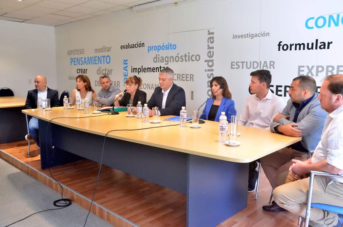 Internet pampeana: opositores votan por Milei, pero aplauden la intervención estatal con Empatel