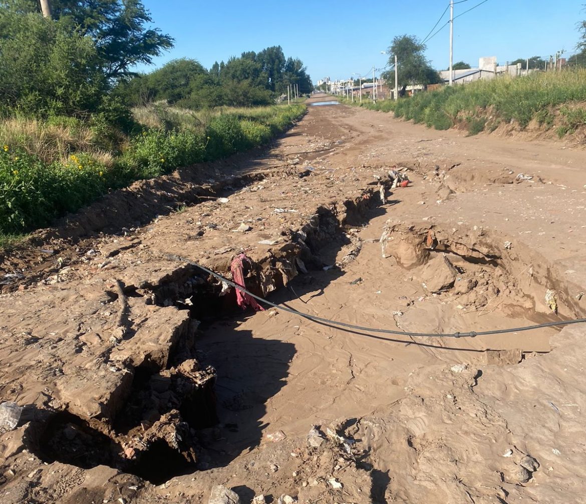Una peligrosa cortada en calle Telén