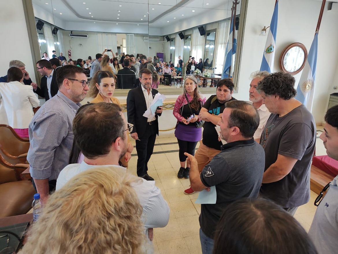 El Sipren alertó a concejales por el posible despido de cinco periodistas de Radio Municipal