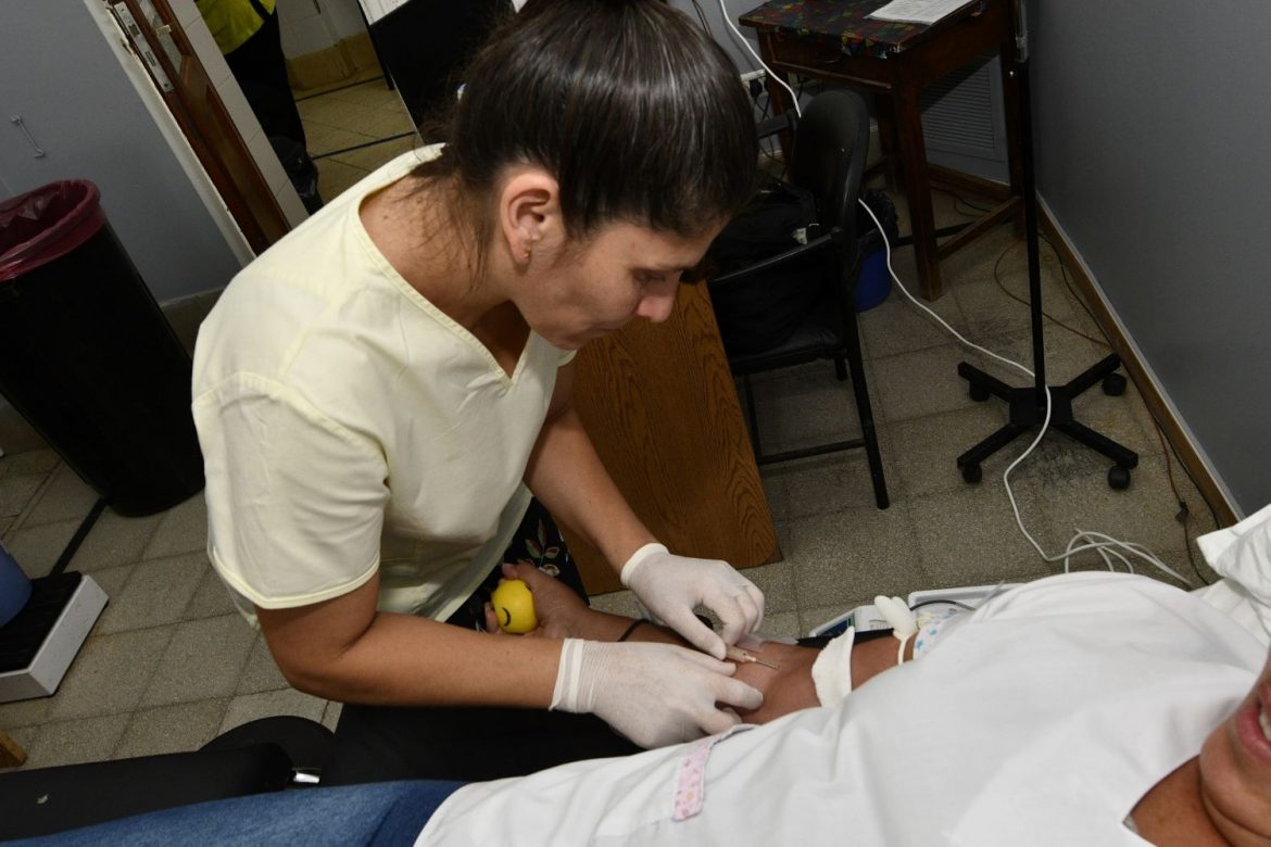 Con urgencia, necesitan donantes en el Banco de Sangre del Favaloro