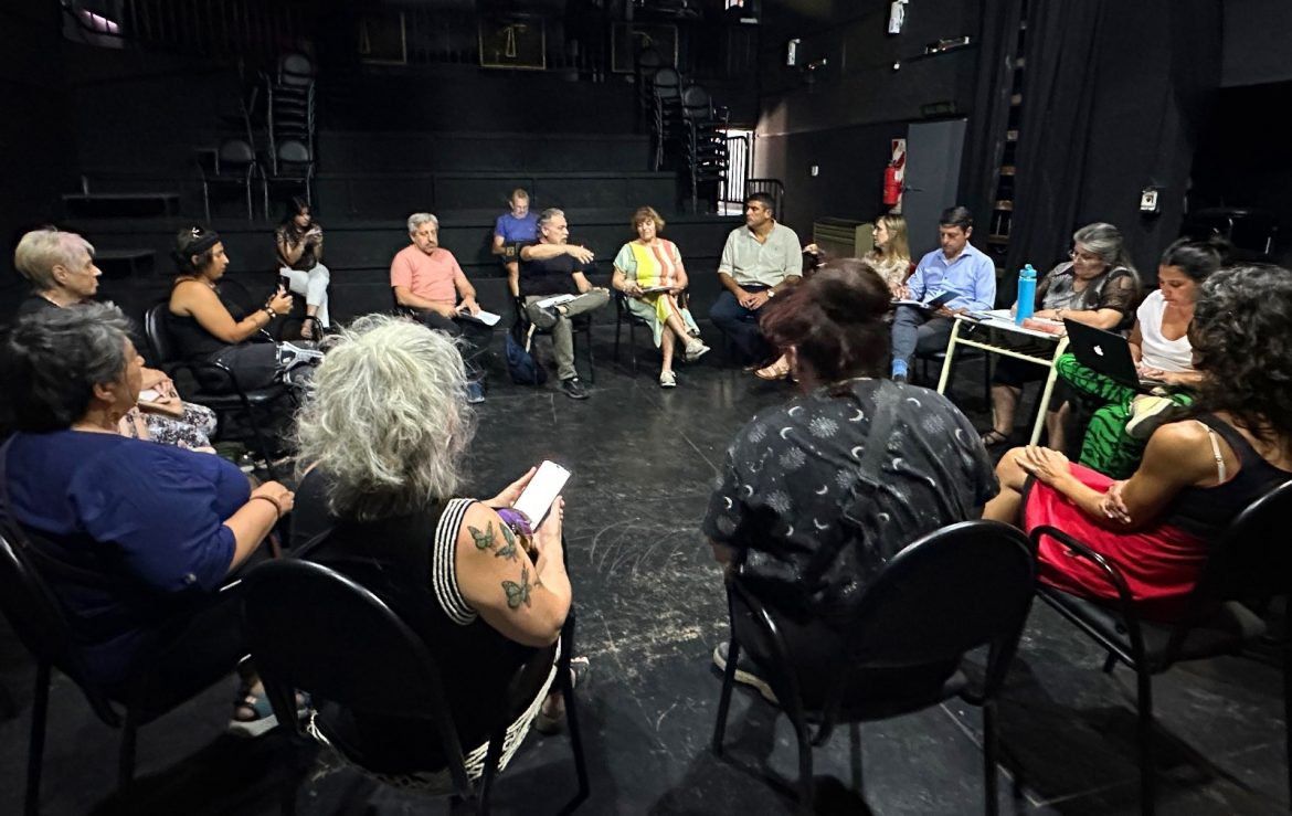 Legisladores de Unión por la Patria se reunieron con representantes de la cultura