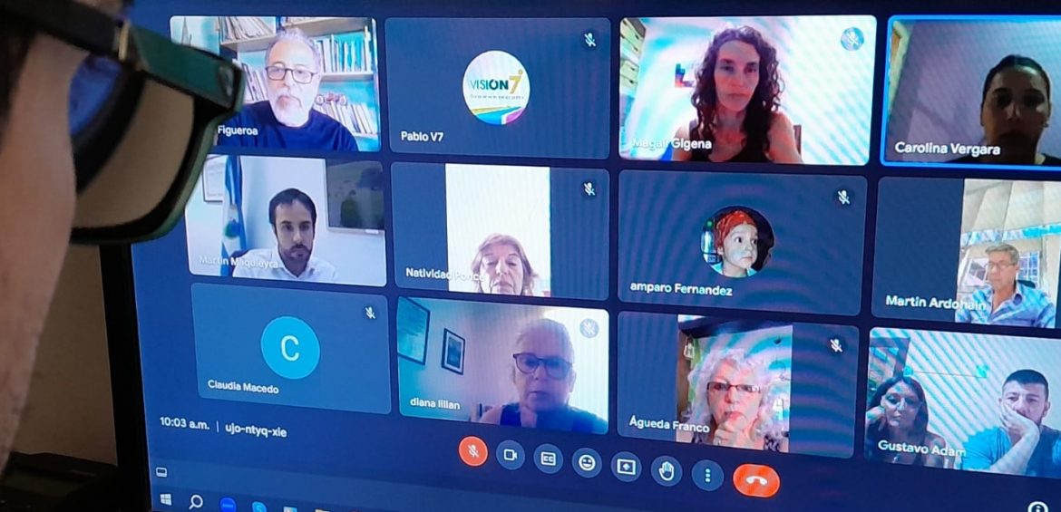 Diputados del PRO, en reunión con representantes de la cultura por el DNU: uno escuchó y otro se fue