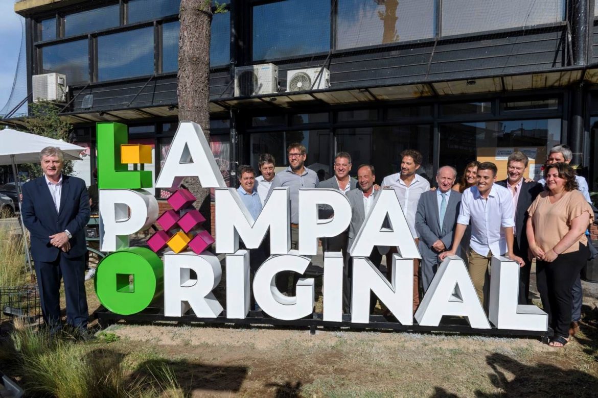 Ziliotto encabezó el lanzamiento de la marca turística “La Pampa Original”