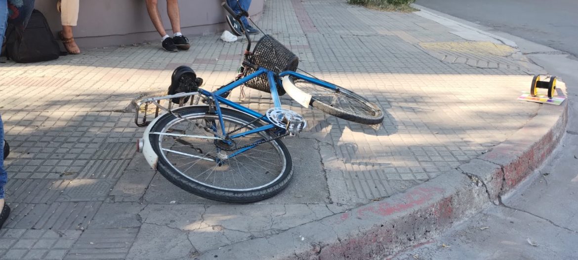 Concejal santarroseño chocó a ciclista de 84 años que debió ser hospitalizado