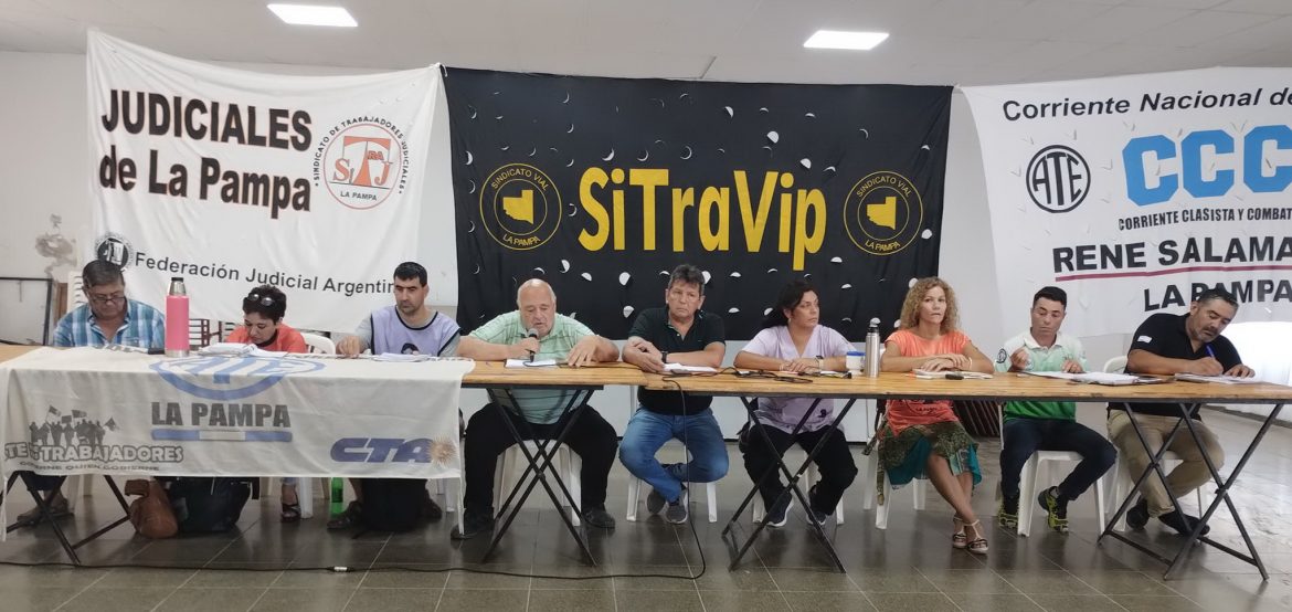 Rechazo al 20%: la Intersindical anuncia asambleas y plenario para definir un plan de lucha