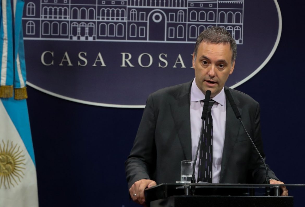 El Gobierno anunció la eliminación de aranceles para la importación de teléfonos celulares