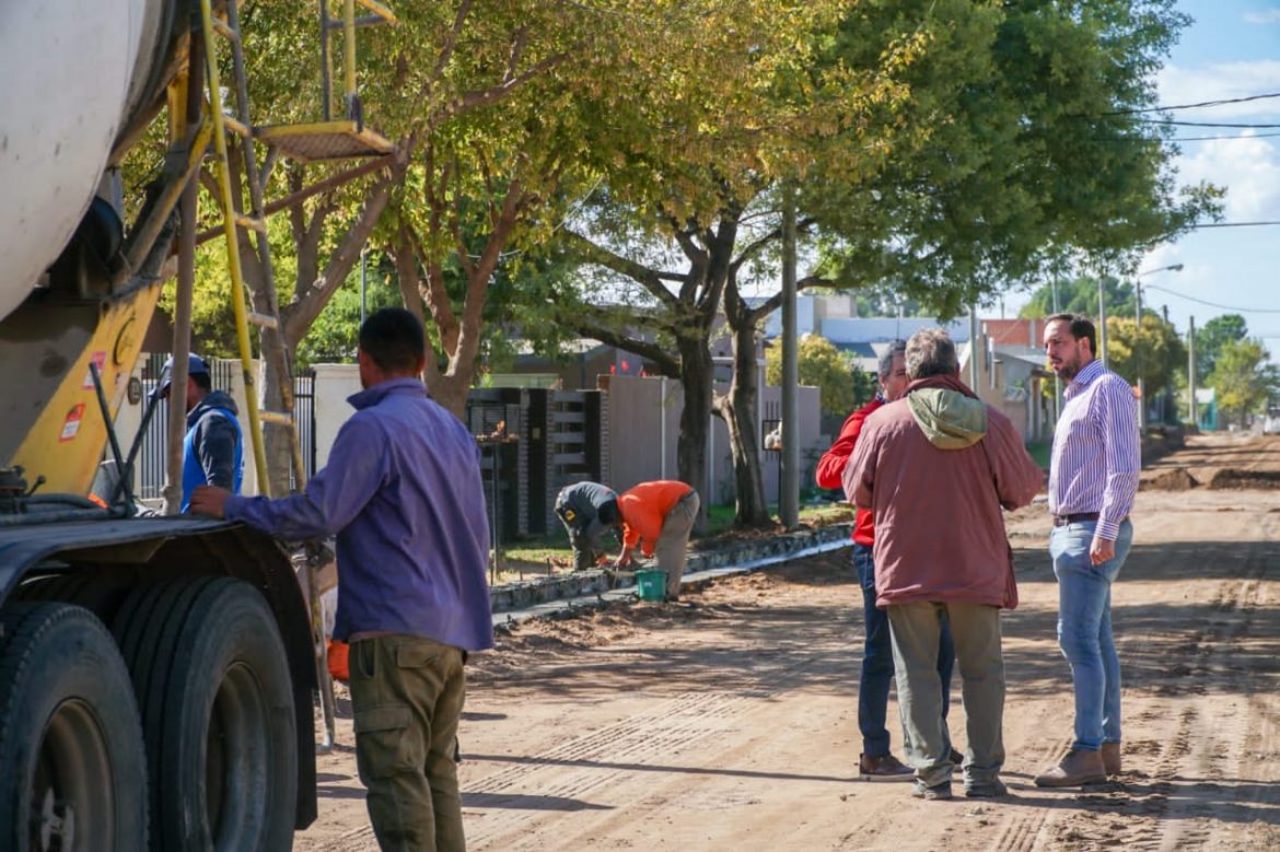 Di Nápoli: “A pesar del desfinanciamiento, en febrero se asfaltaron 35 calles”