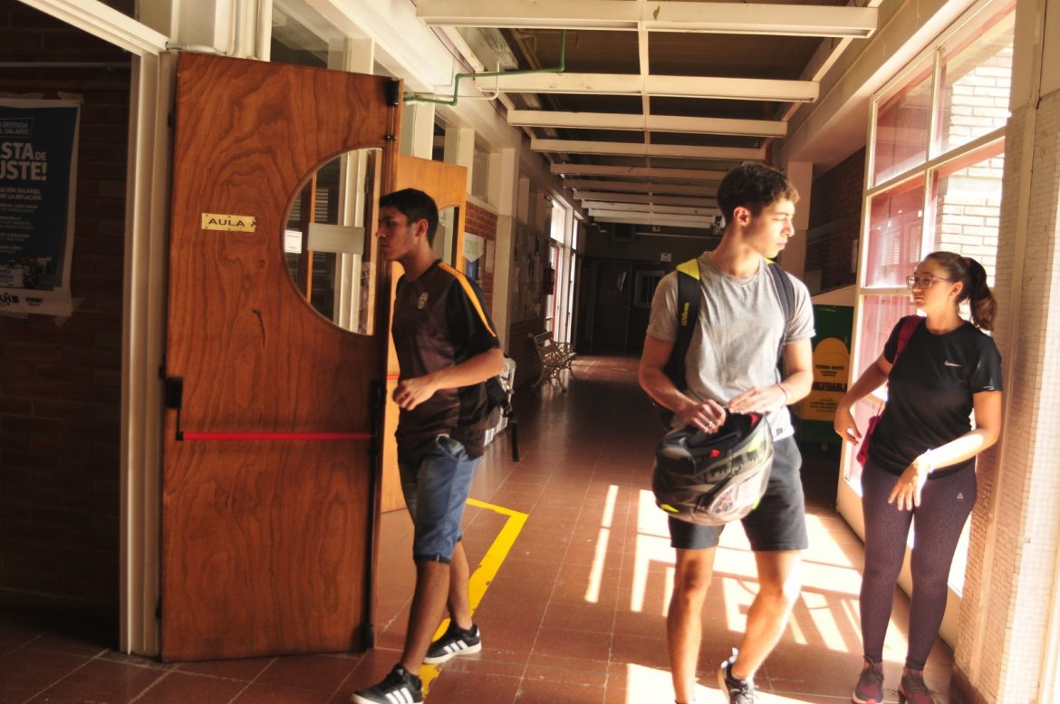 UNLPam: 22 personas que no tenían título secundario pudieron continuar una carrera universitaria