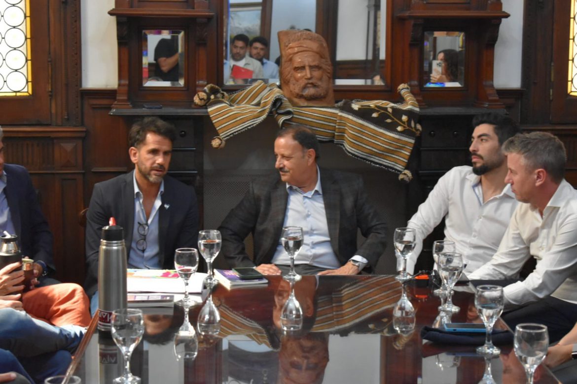 “Taco” Marín con el gobernador Quintela: “Hay que construir un nuevo peronismo, con nuevas ideas y actores”