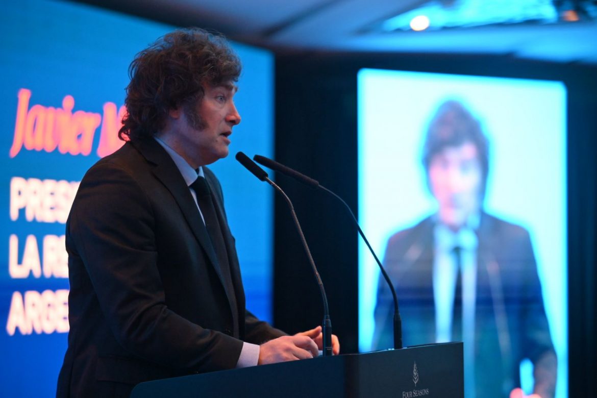 Milei: “Ya eliminamos 50 mil cargos públicos y ahora vamos por 20 mil más”