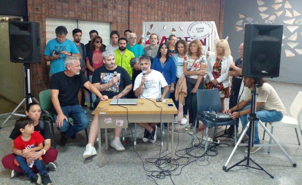 Paro: radio abierta de trabajadores de prensa
