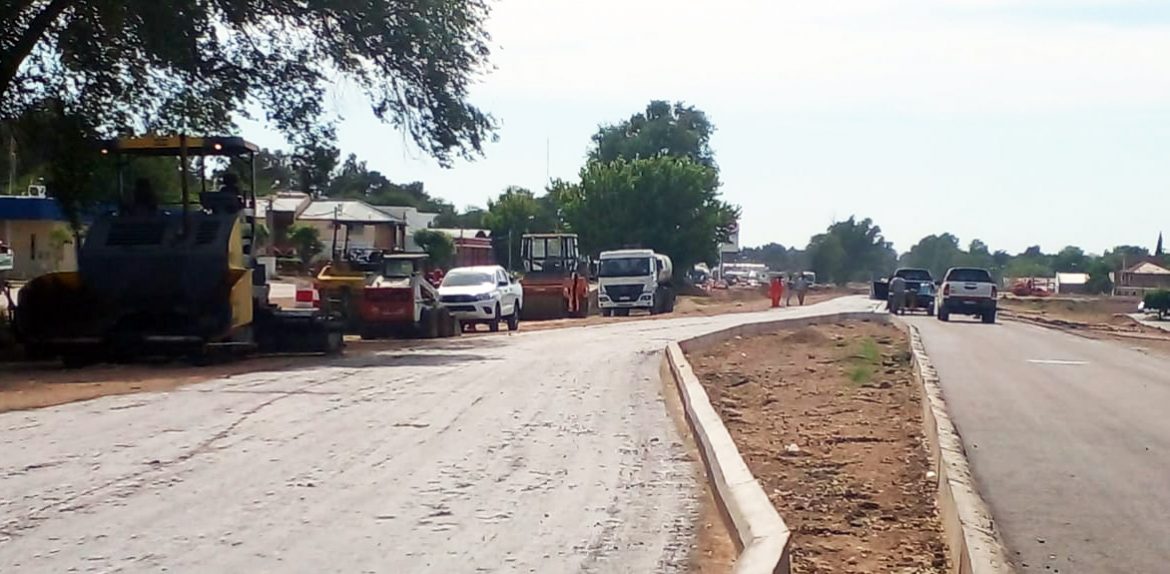 Se reactiva una obra clave en Acha: borrada Nación, la Provincia termina la Travesía Urbana