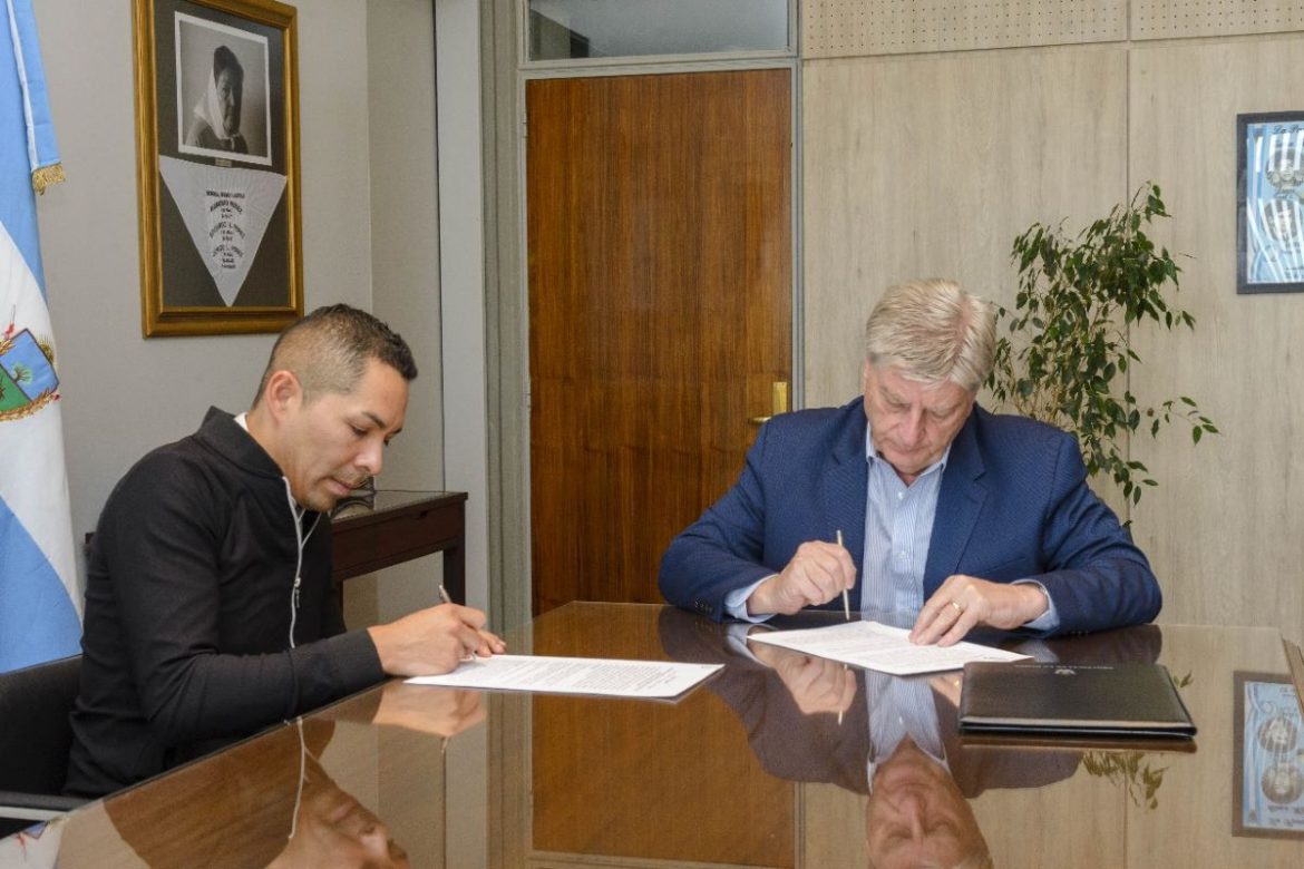 25 de Mayo: Monsalve firmó acuerdo con Ziliotto por obras y se quejó de que el PRO no lo contacta con Nación