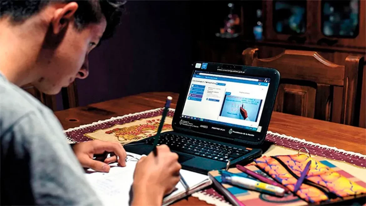 Juventud: cursos virtuales gratuitos junto a la Fundación del Banco de La Pampa