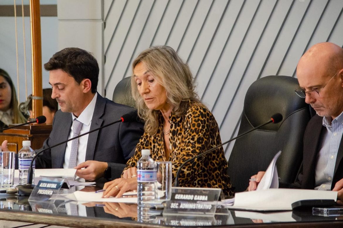 El PJ intenta conseguir la mayoría para el aporte solidario; si no, desempatará Mayoral