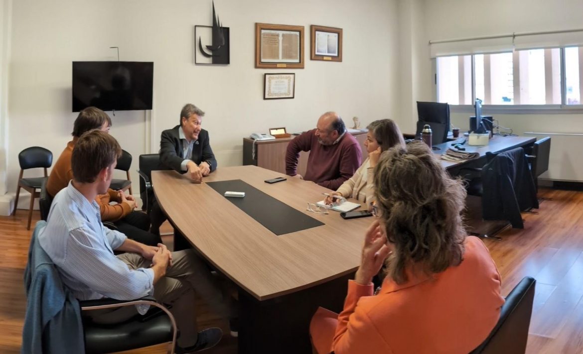 Radicales se reúnen con Alpa y se comprometen a meter presión para aumentar el presupuesto universitario