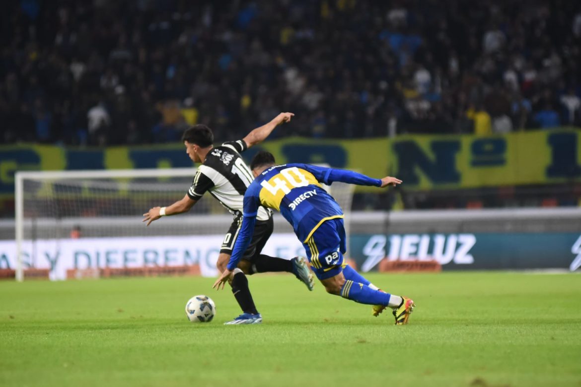 Boca se lo dio vuelta a Central Córdoba y consiguió su primer triunfo en la Liga Profesional