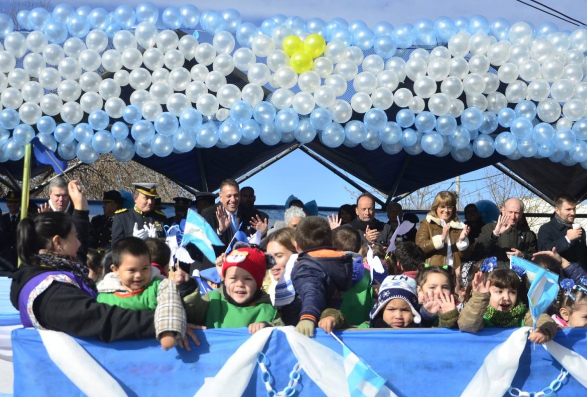 En Anguil fue el acto central por el 25 de Mayo en La Pampa