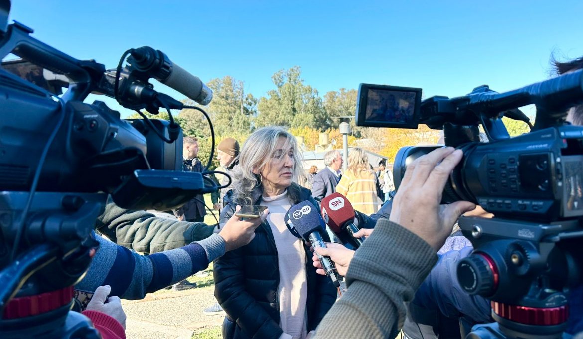 Mensaje a propios y extraños: la vice Mayoral pidió “huevos” para voltear la Ley de Bases