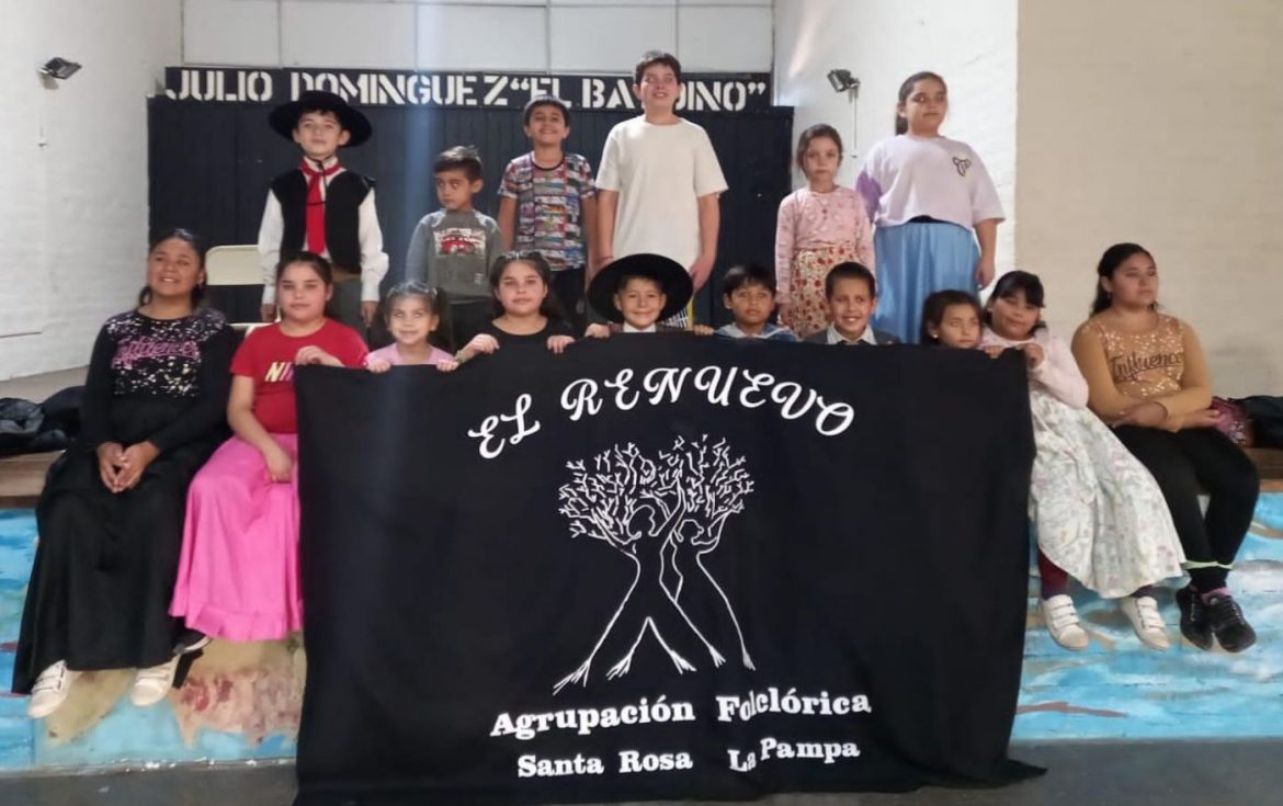 Retornan las peñas folclóricas a la Escuela 201 de Santa Rosa