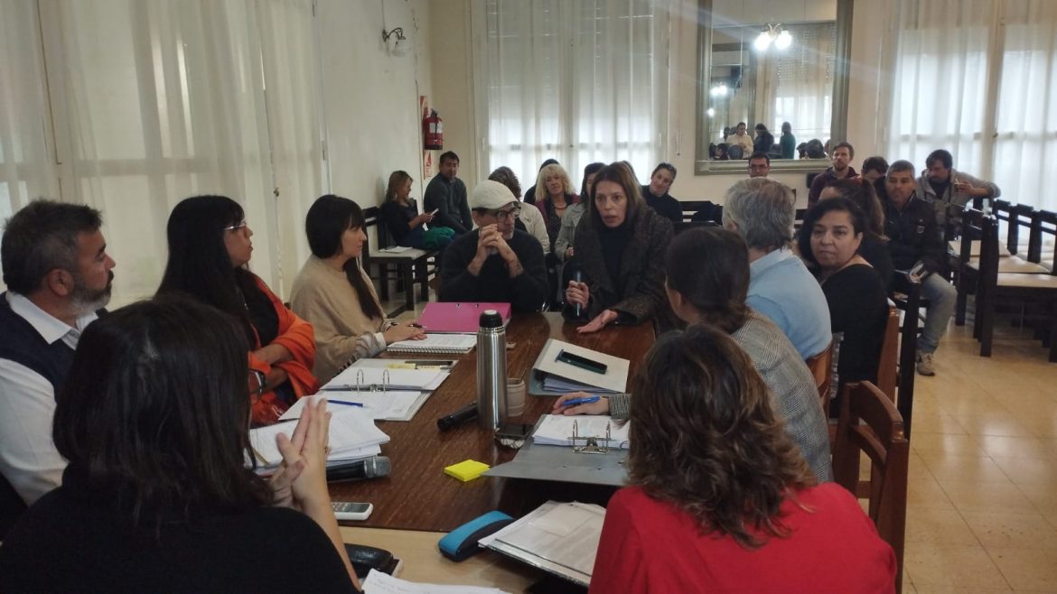 Vecinos fueron al concejo a quejarse por ruidos molestos de un boliche y un local de eventos