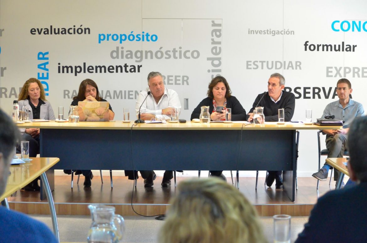 Al final, dos dictámenes por el aporte solidario: uno del PJ y otro de la oposición