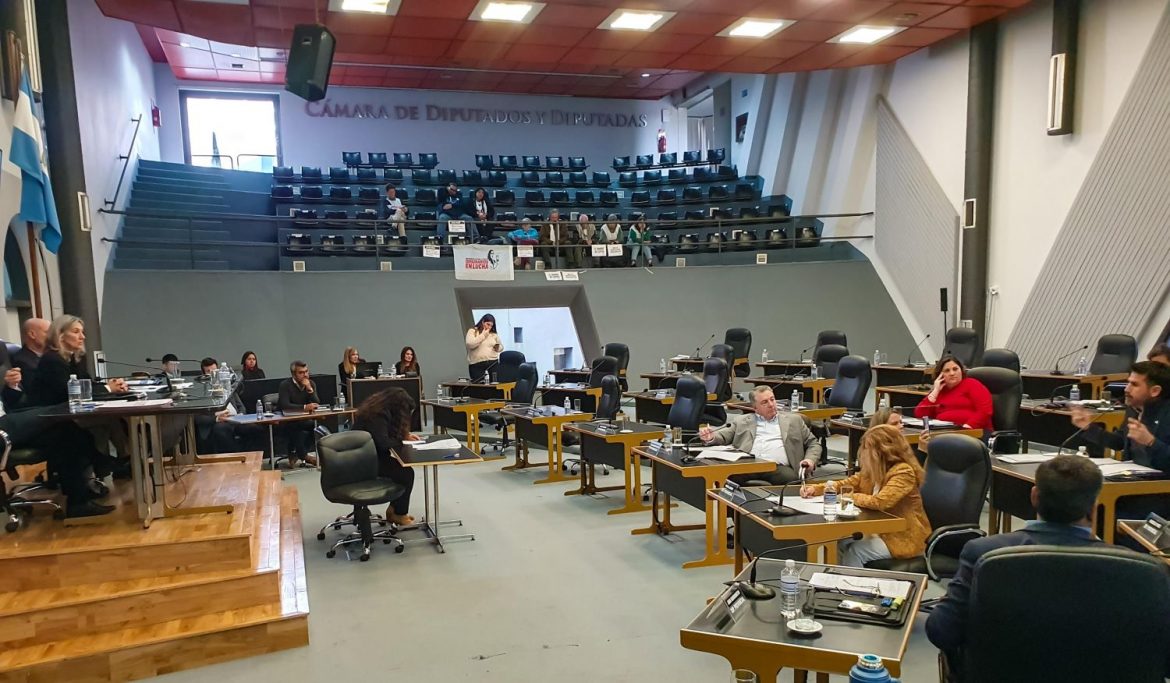 Aporte solidario: la oposición no dio quorum y se cayó la sesión