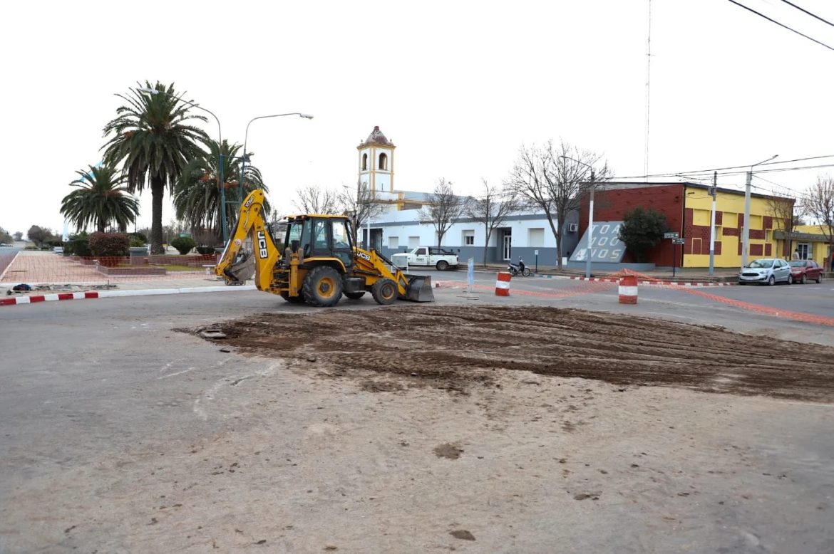 Comenzó en Toay la obra de remodelación de la avenida 9 de julio