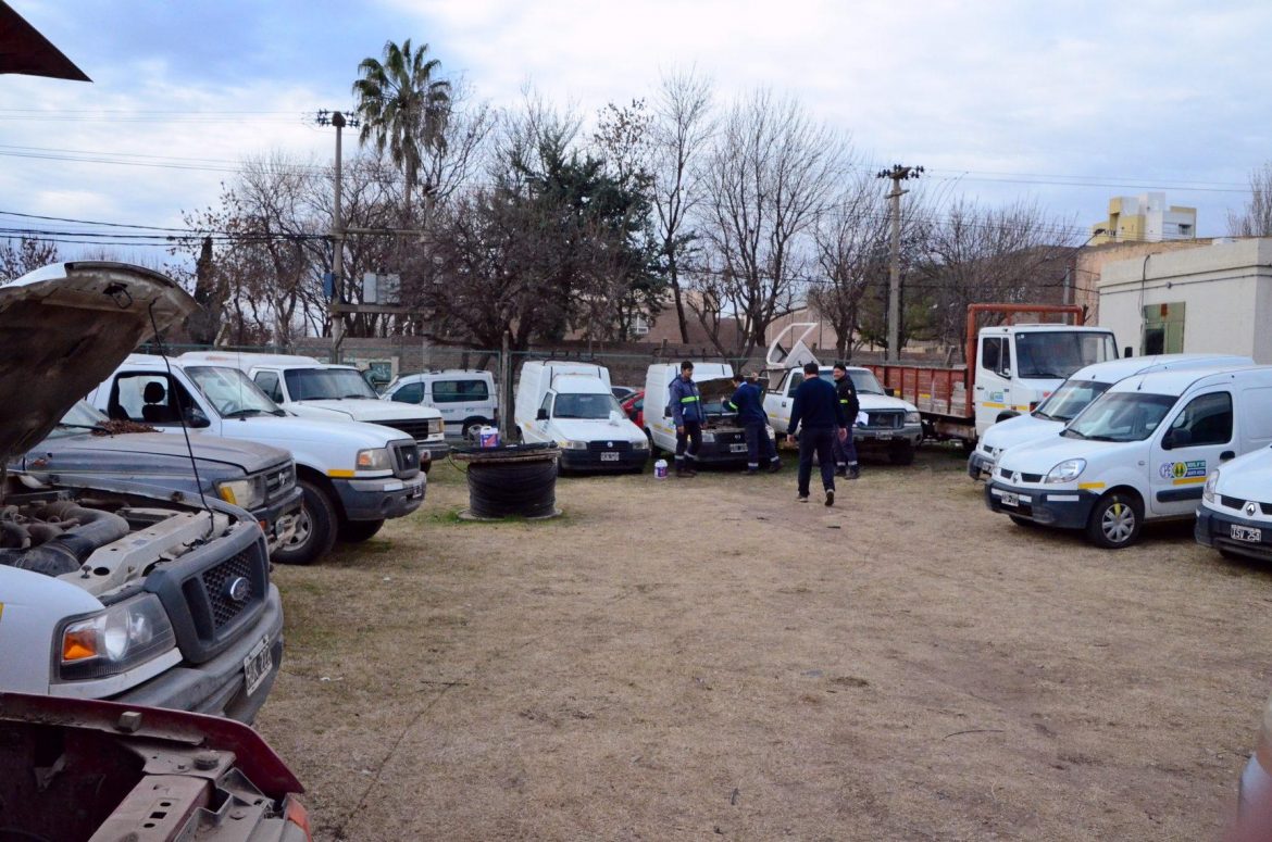 La CPE saca a la venta 17 vehículos usados