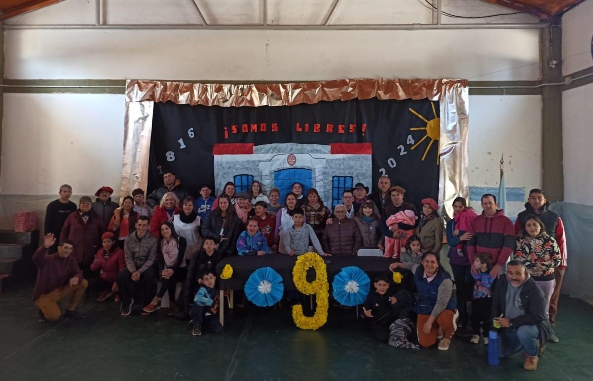 Emotivo acto por el 9 de Julio en la Escuela Rural de Chapalcó