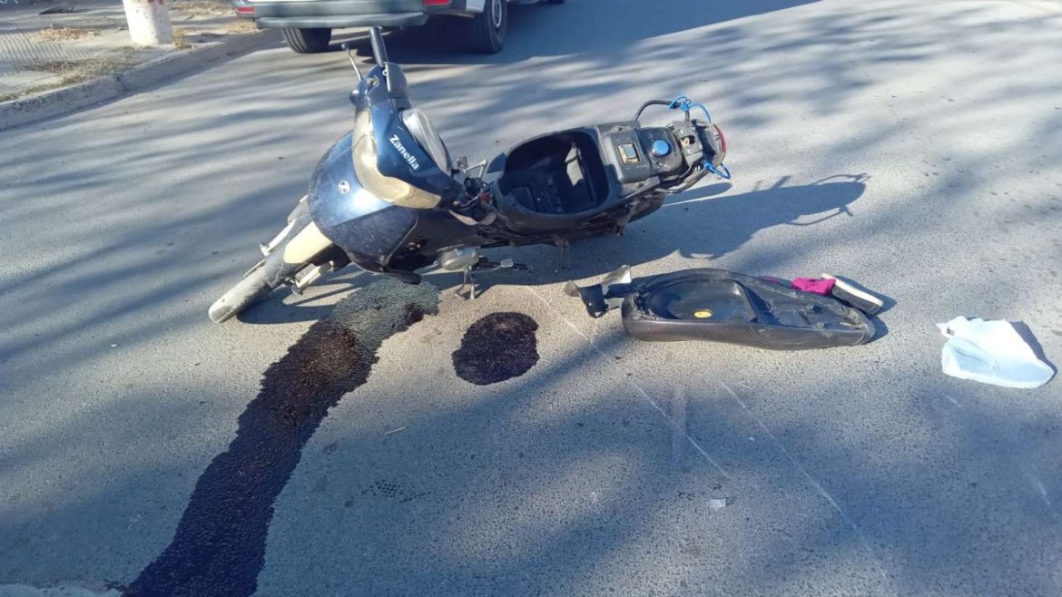 Chocó y golpeó su cabeza contra el cordón cuneta: murió un hombre en Santa Rosa