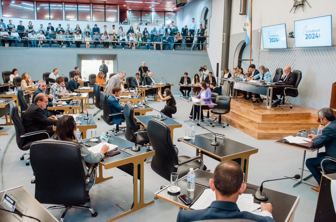 La UCR pide sesión especial para derogar la suba de Ingresos Brutos a los bancos