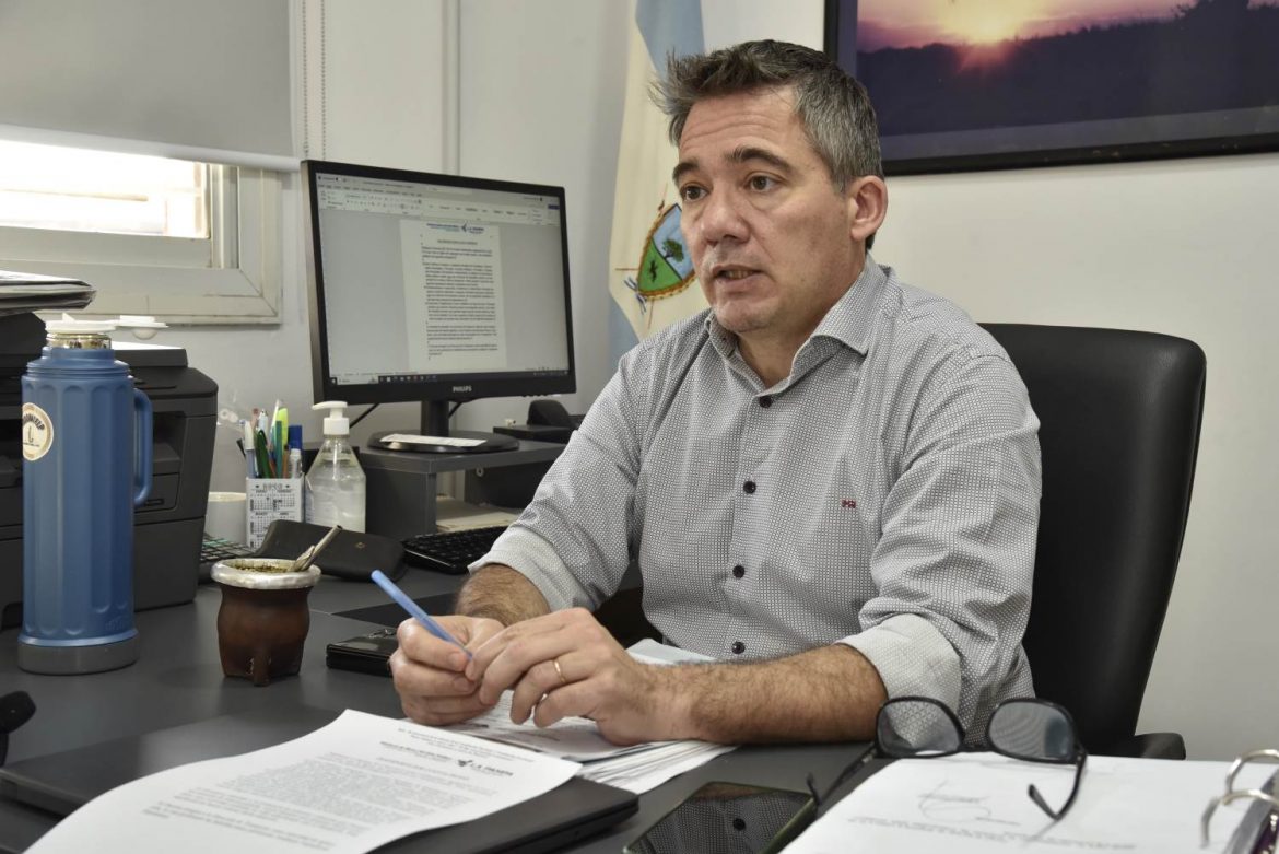 La Provincia implementa ley para regular el transporte de empleados por cuenta propia