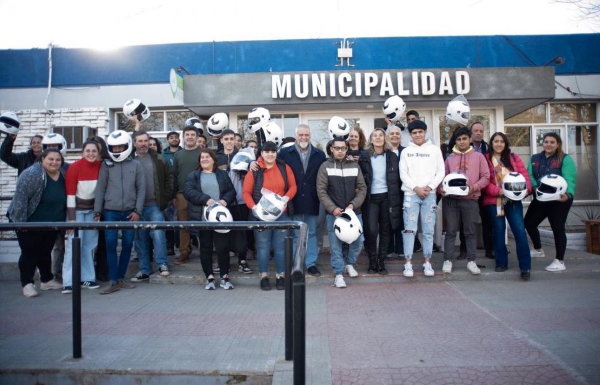 La vice Mayoral y el ministro Di Nápoli, en Anguil en actividades sobre seguridad vial