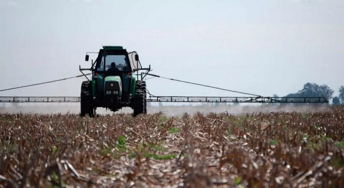 Nuevos reclamos y denuncias por fumigaciones en Santa Rosa